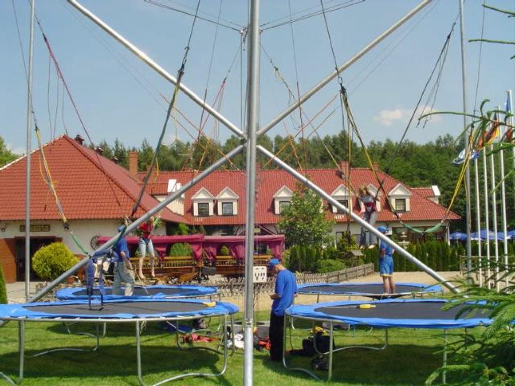 Hubertus Aparthotel & Restaurant & Horse Club Starogard Gdański Exteriör bild